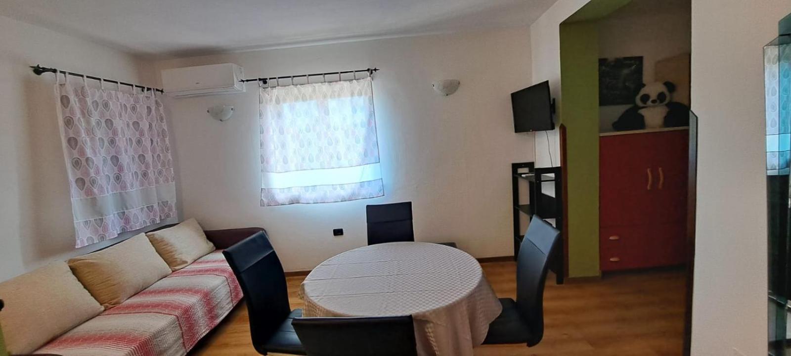 Apartment Rojnic Galižana エクステリア 写真